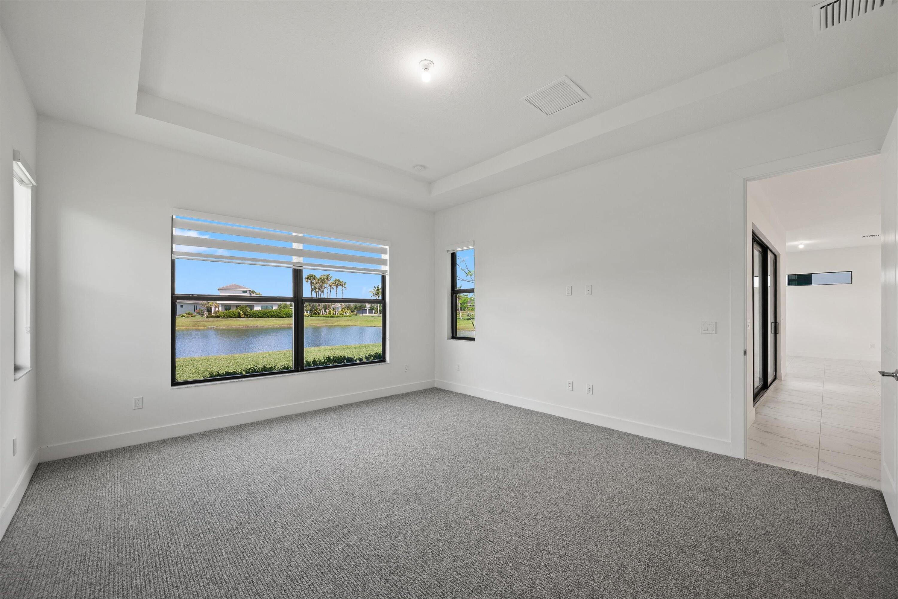 CRESSWIND PALM BEACH - Residential
