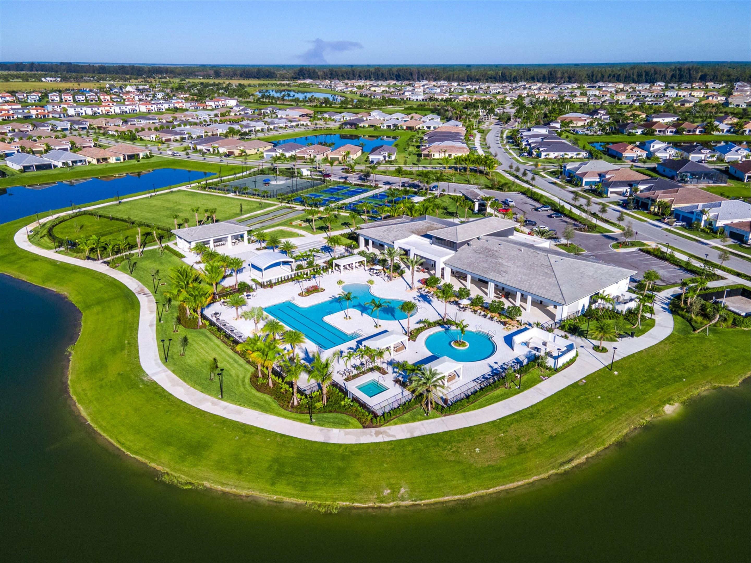 CRESSWIND PALM BEACH - Residential