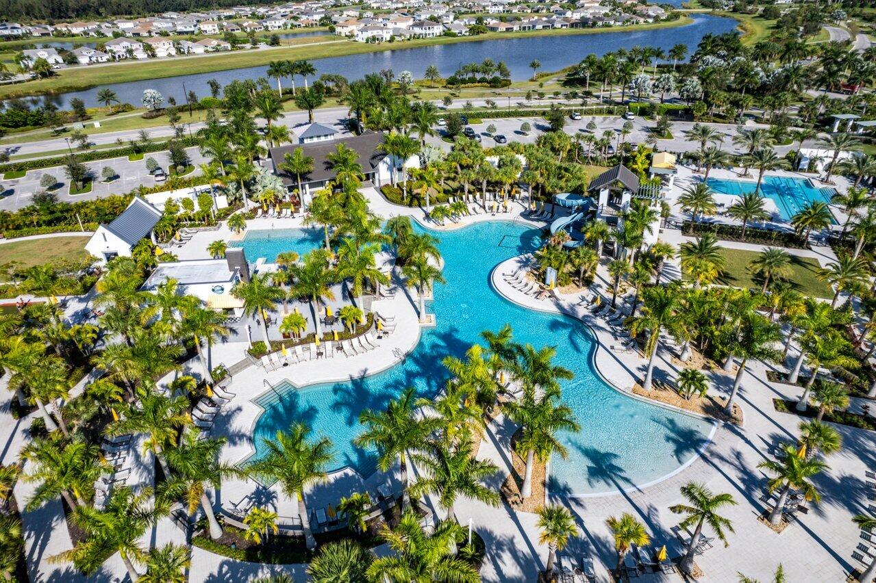 CRESSWIND PALM BEACH - Residential