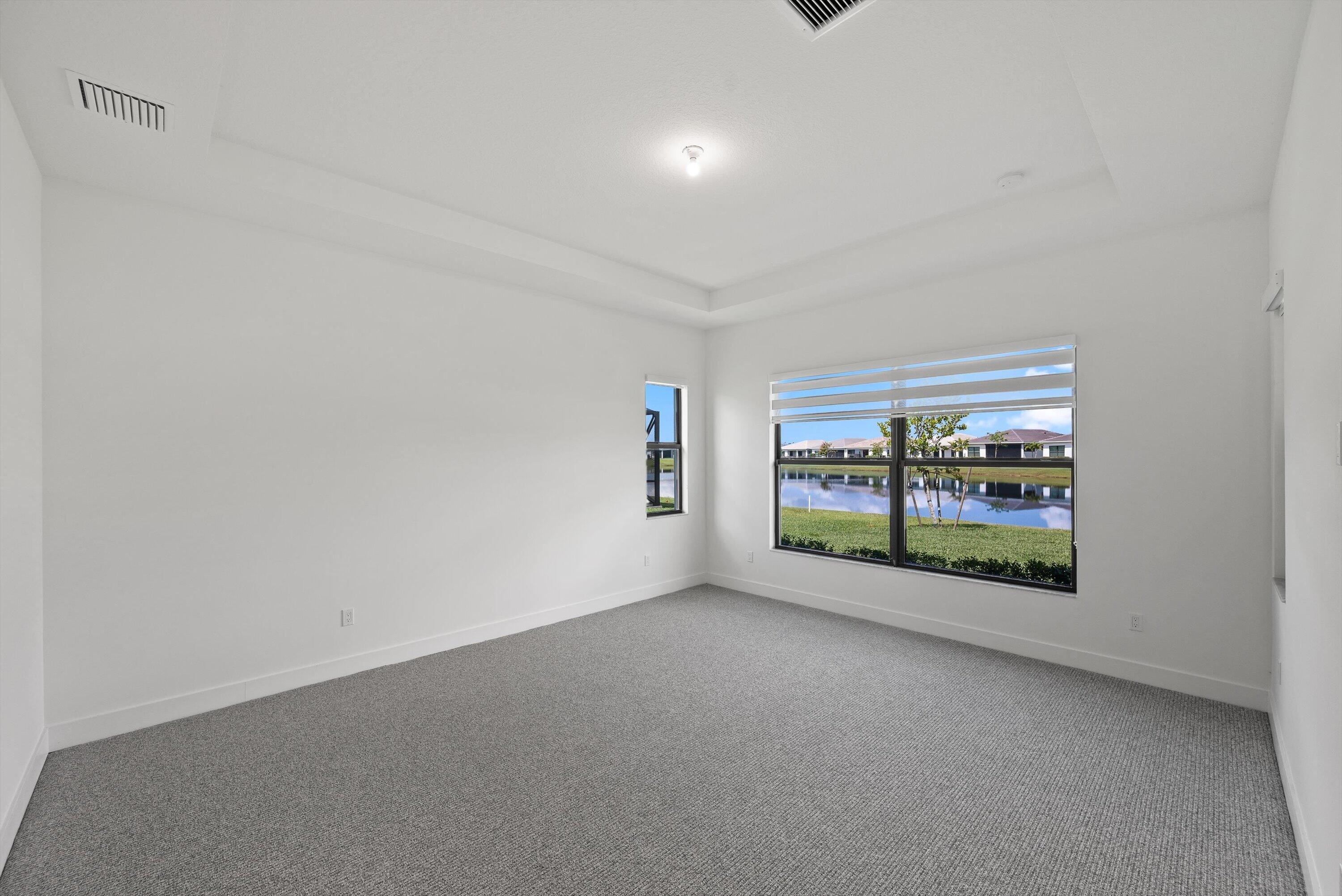 CRESSWIND PALM BEACH - Residential