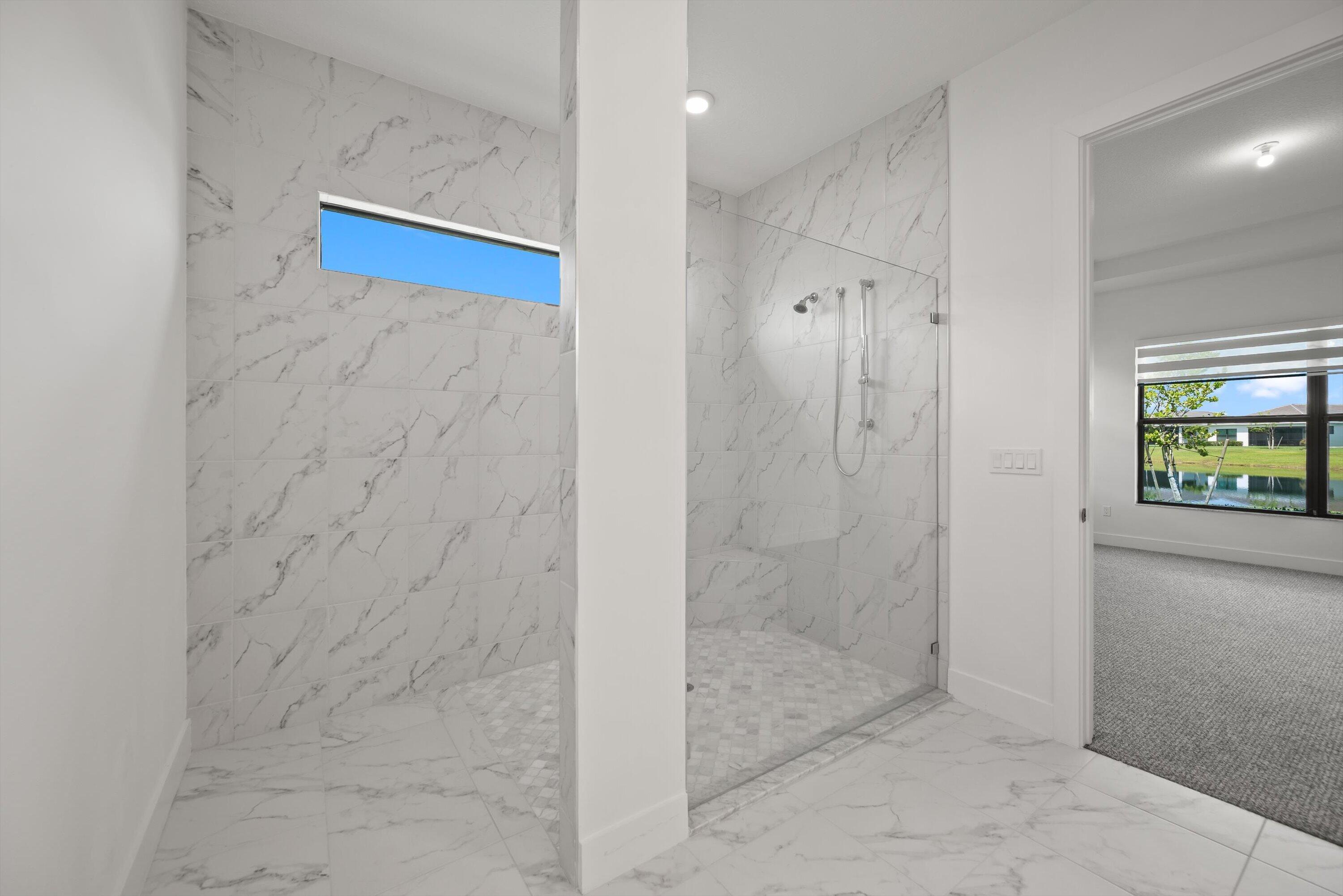CRESSWIND PALM BEACH - Residential
