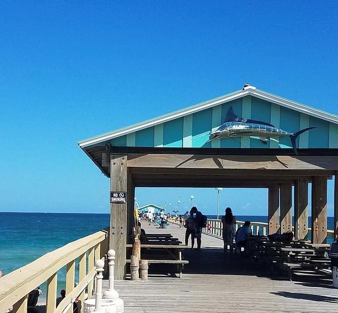 The Royal Mariner Condo - Residential Lease