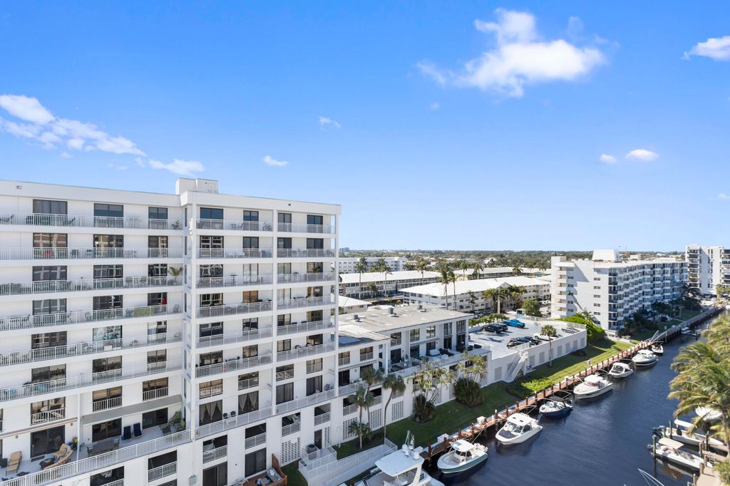 Photo of 3100 NE 49th Street #1008, Fort Lauderdale, FL 33308 (MLS # B26011583)