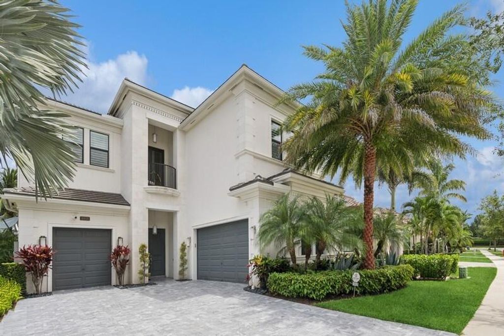 Photo of 16926 Pavilion Way, Delray Beach, FL 33446 (MLS # R11029256)