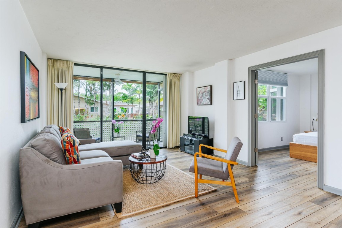 ROYAL PARK - Residential