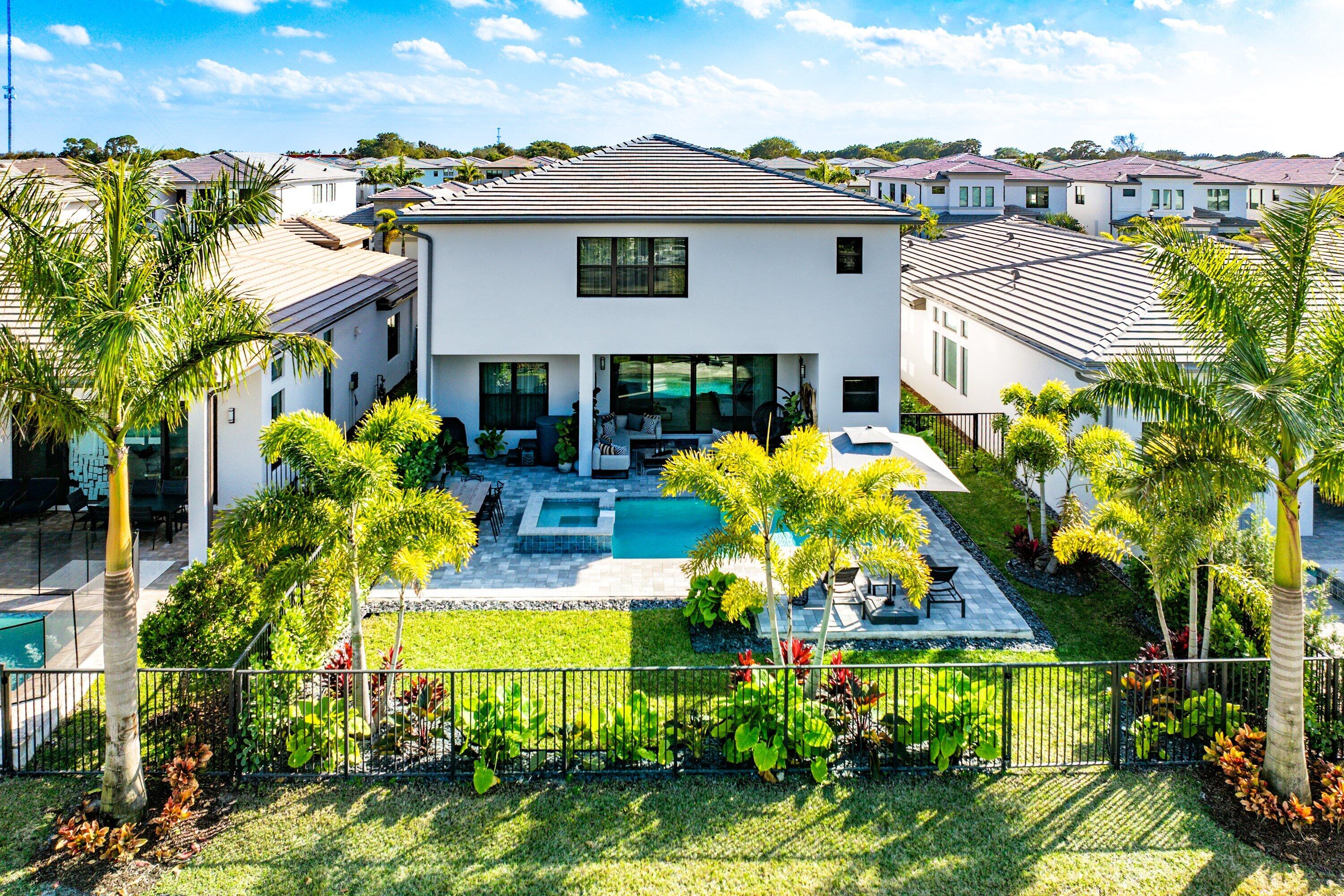 BOCA RATON GOLF COURSE PUD - Residential