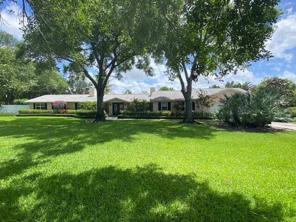 Photo of 8792 Citation Drive, Palm Beach Gardens, FL 33418 (MLS # R10794814)