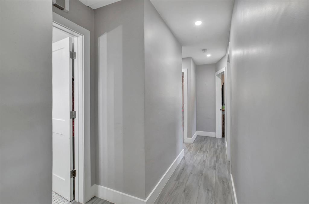 VENETIAN ISLES 3RD SEC - Residential