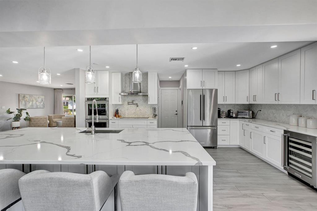 VENETIAN ISLES 3RD SEC - Residential