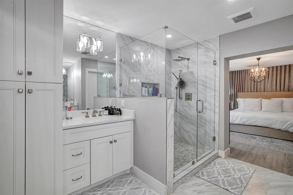 VENETIAN ISLES 3RD SEC - Residential