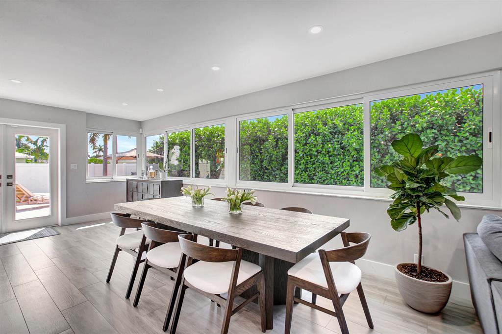 VENETIAN ISLES 3RD SEC - Residential