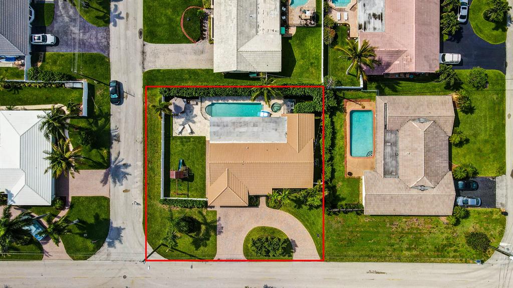 VENETIAN ISLES 3RD SEC - Residential