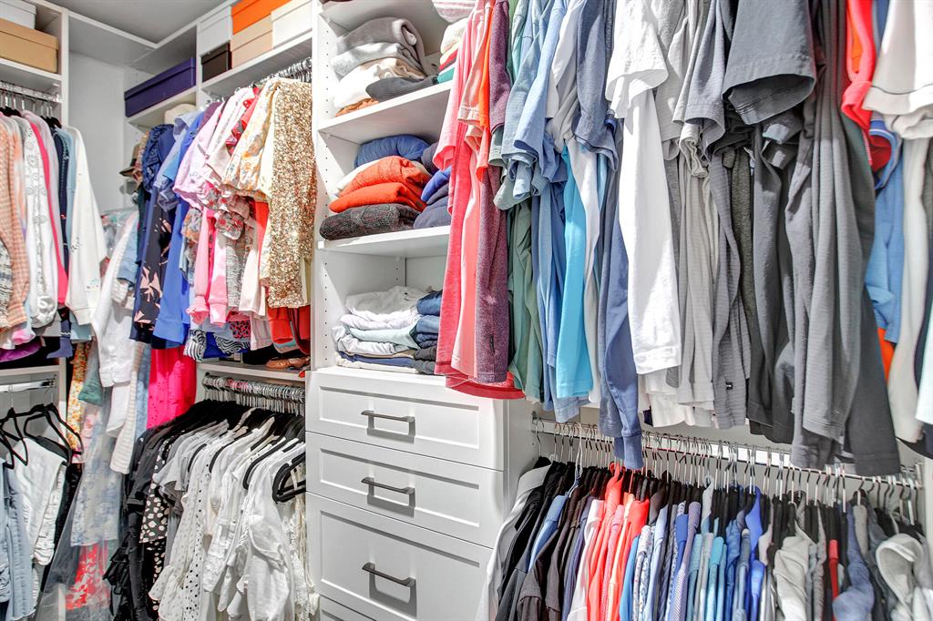 VENETIAN ISLES 3RD SEC - Residential