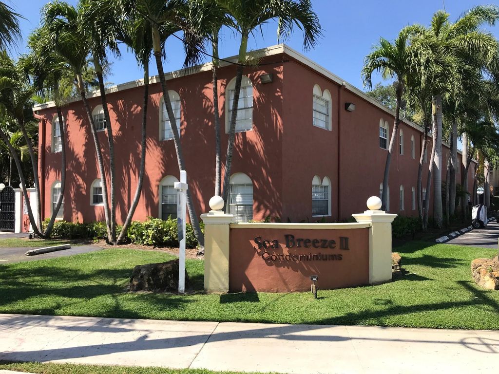 Photo of 1405 Miami Road #8, Fort Lauderdale, FL 33316 (MLS # F10530557)