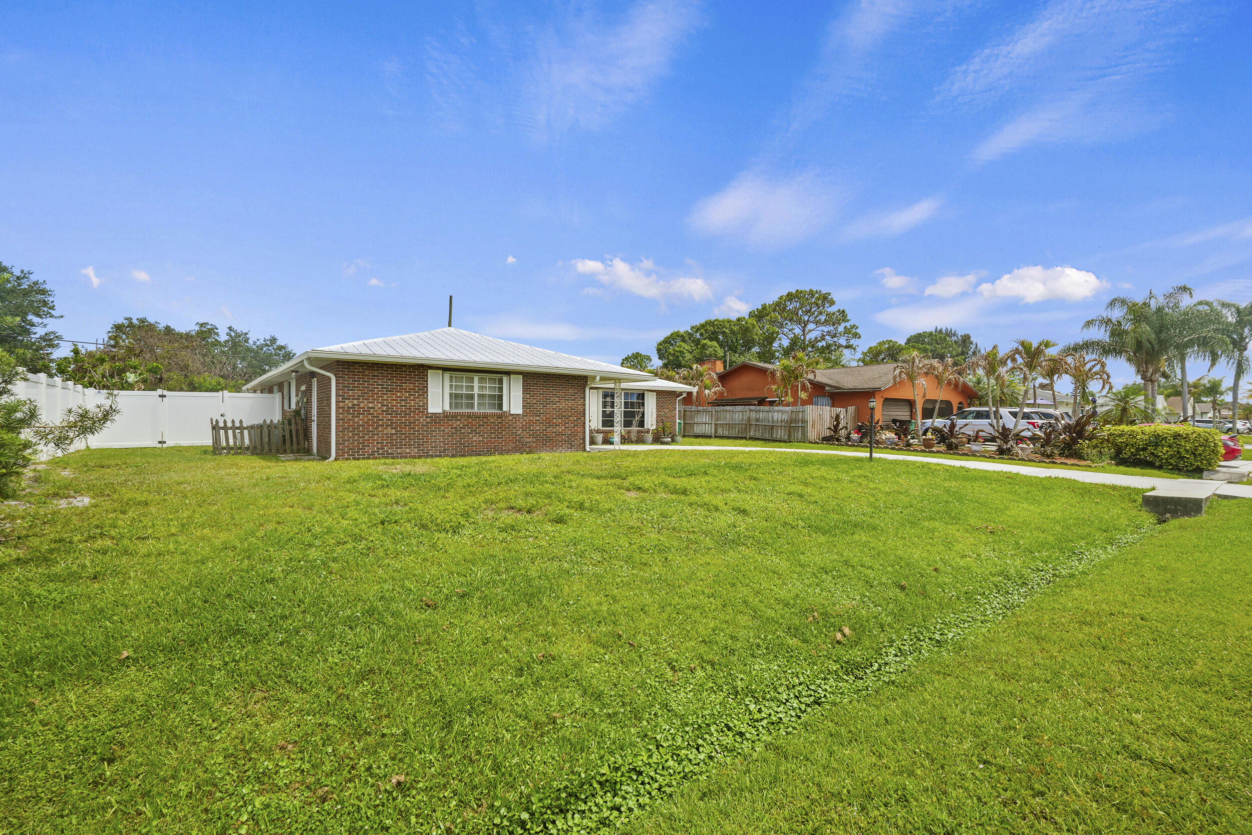PORT ST LUCIE SECTION 10 - Residential