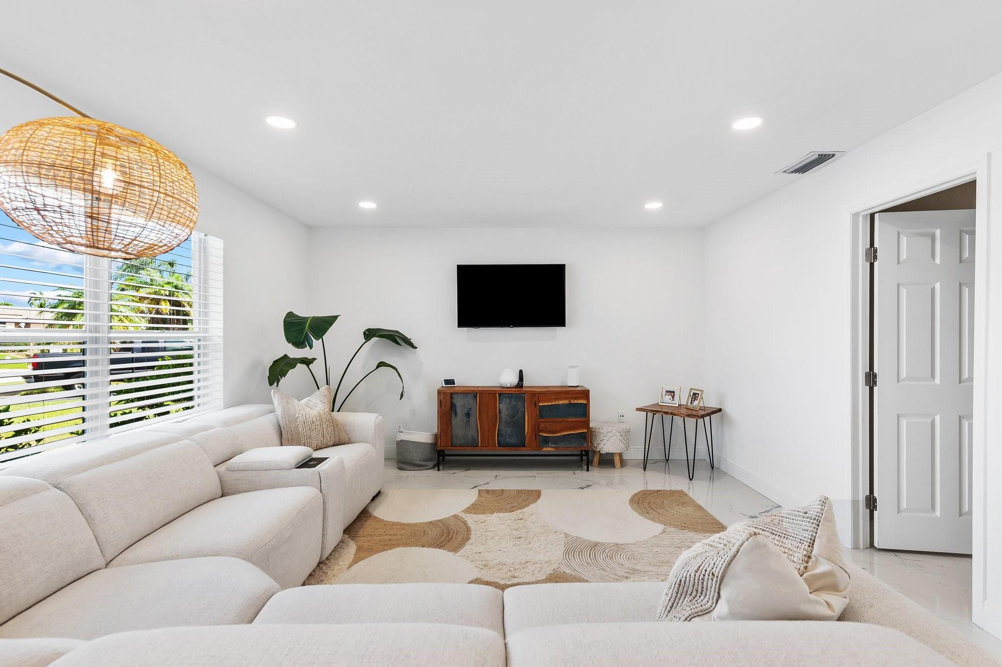 SUNRISE GOLF VILLAGE - Residential