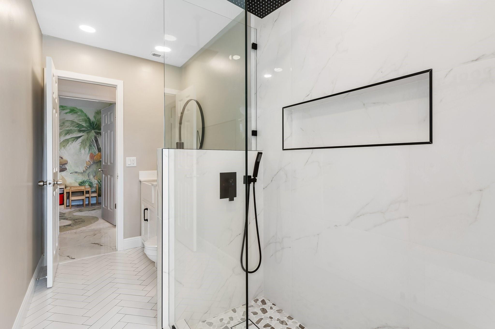 SUNRISE GOLF VILLAGE - Residential