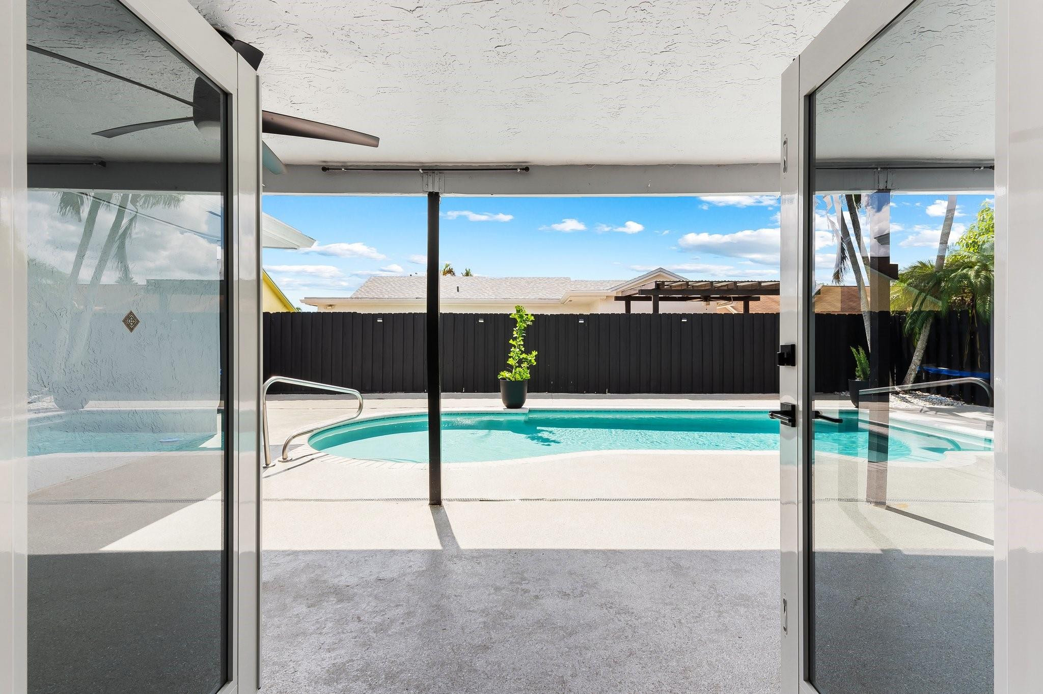 SUNRISE GOLF VILLAGE - Residential