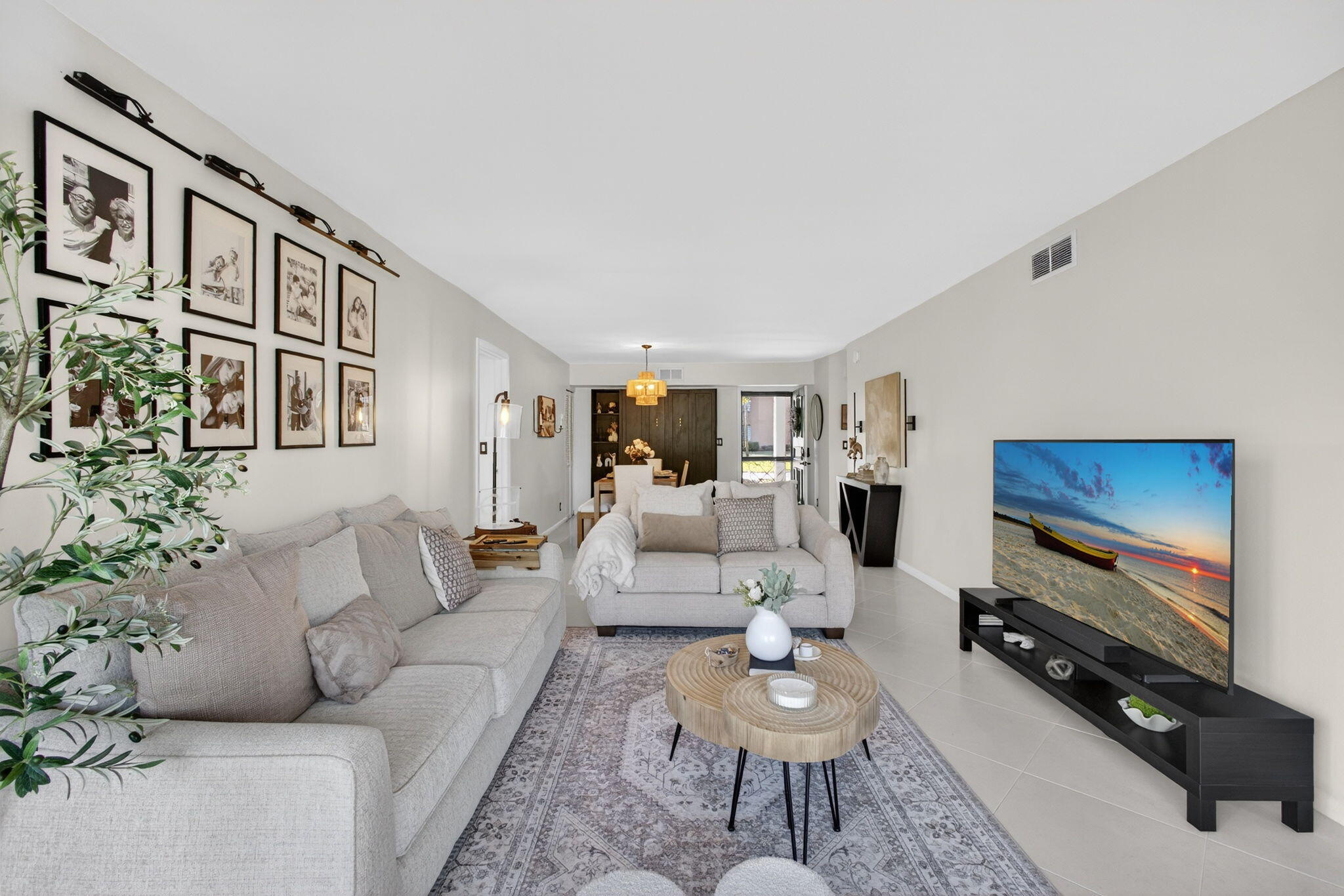 11282 Green Lake Drive 104