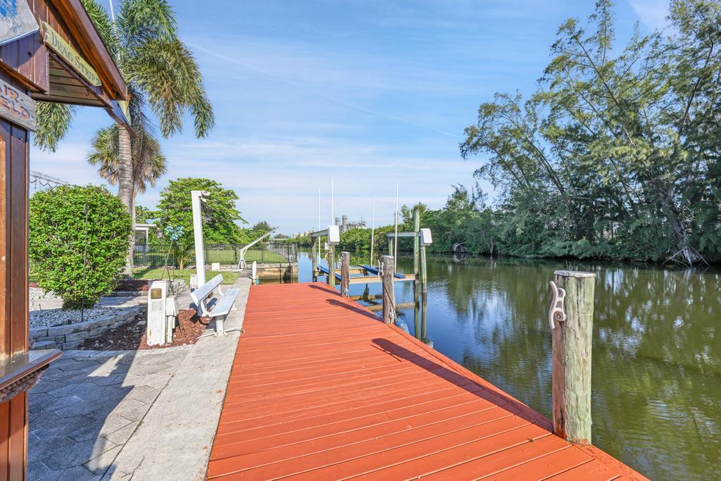 DAVIS ISLES - Residential