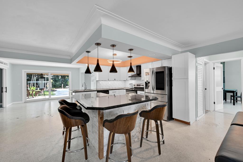 DAVIS ISLES - Residential