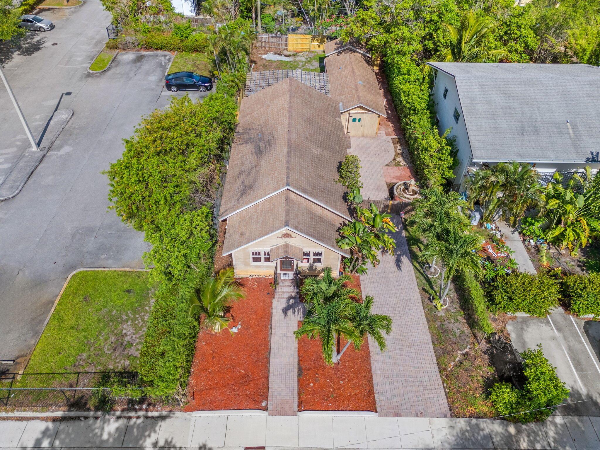 909 N L Street
