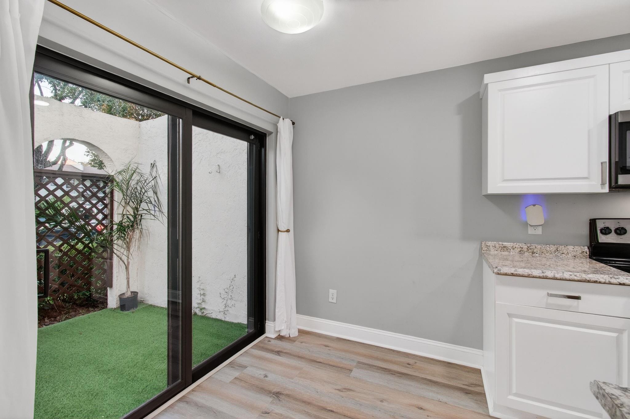 HORIZONS OF BOCA LAG - Residential Lease