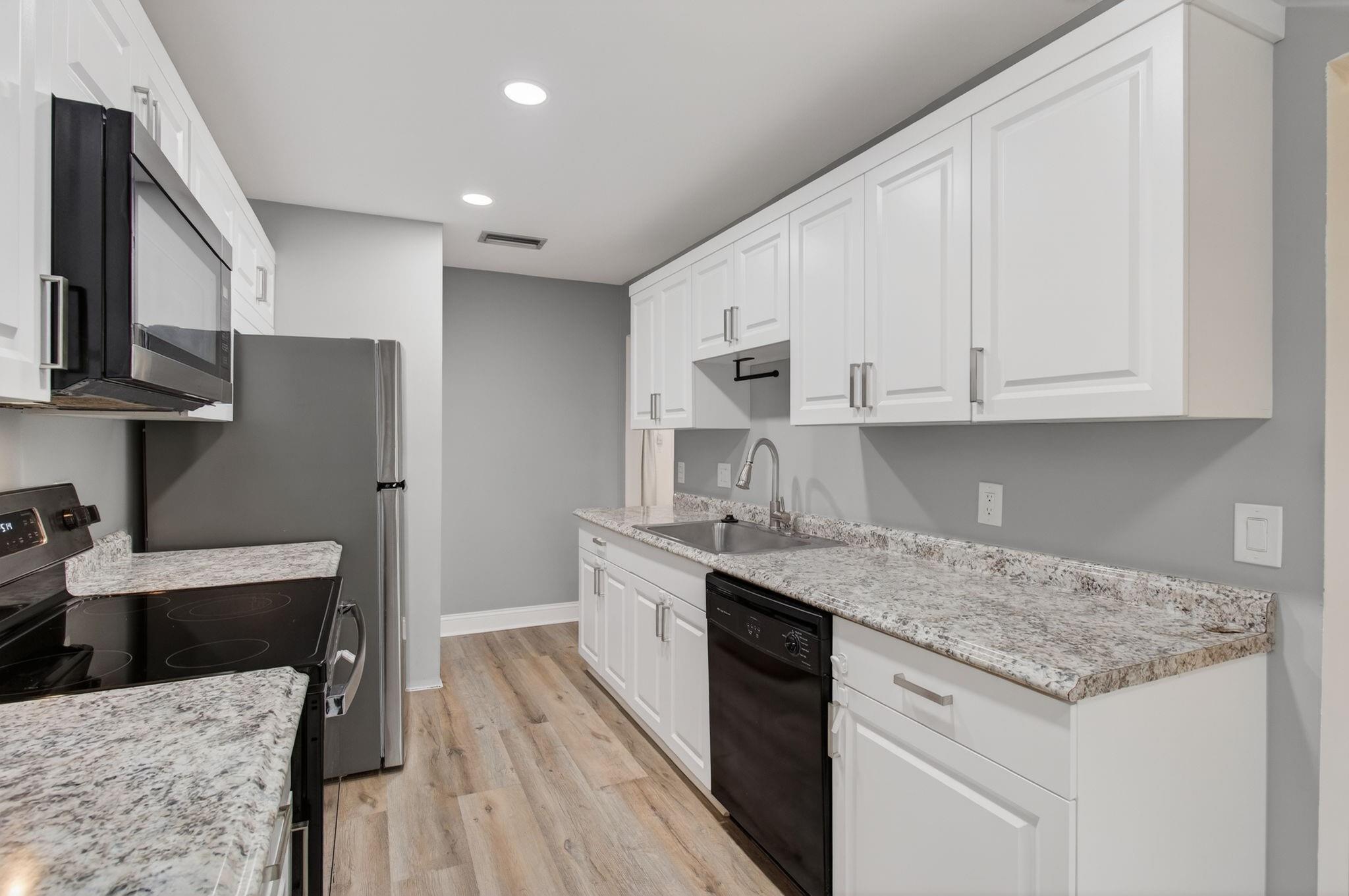 HORIZONS OF BOCA LAG - Residential Lease