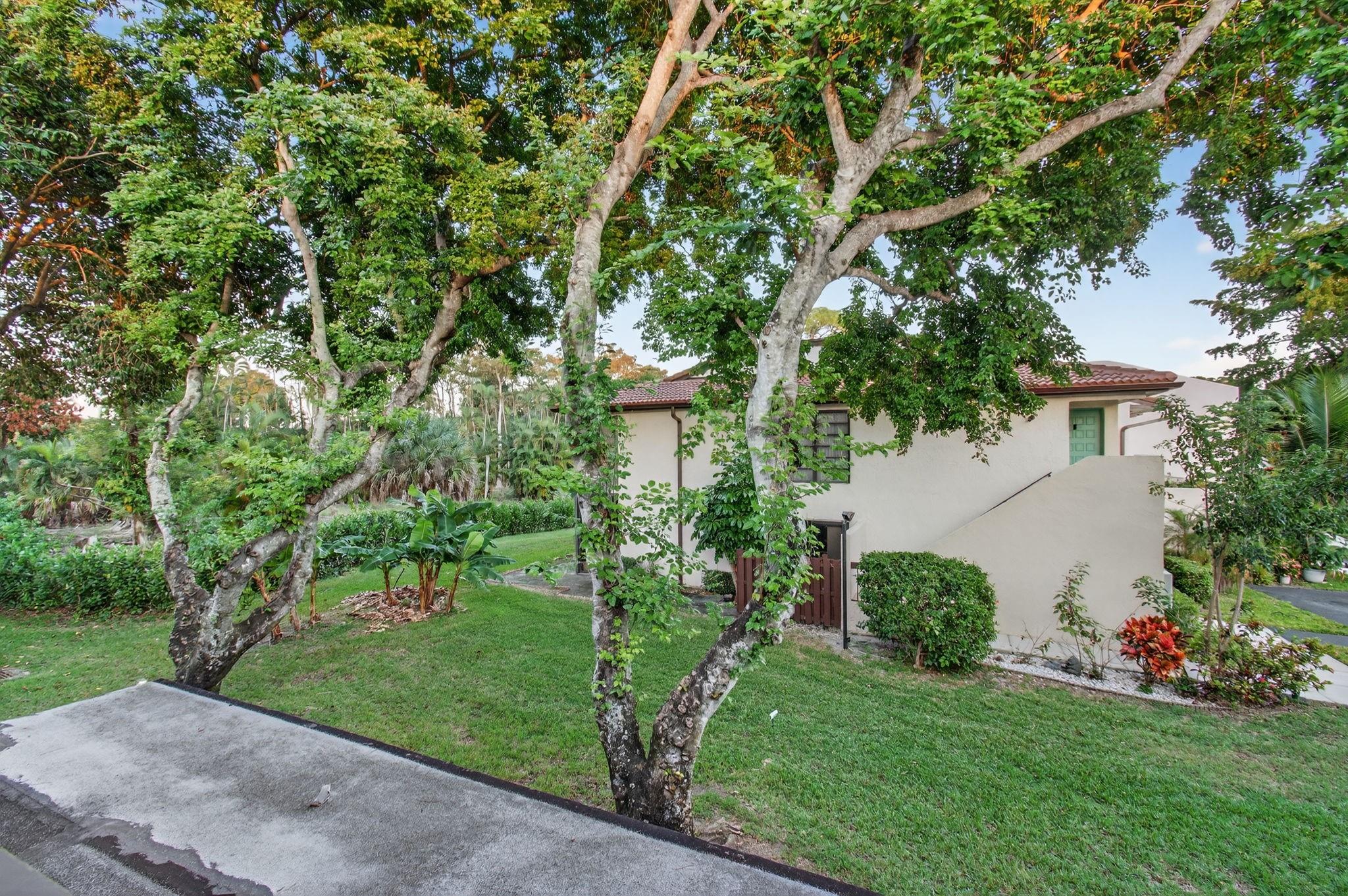 HORIZONS OF BOCA LAG - Residential Lease