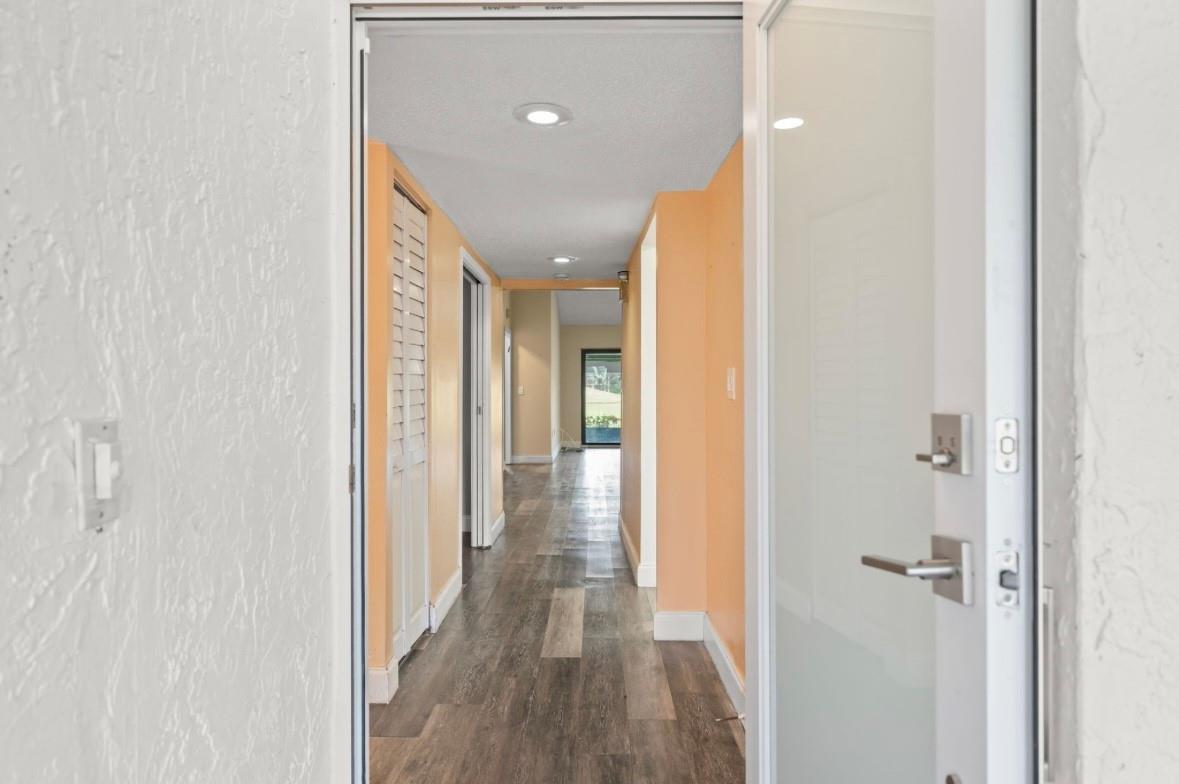 VILLAS AT BONAVENTURE IN - Residential