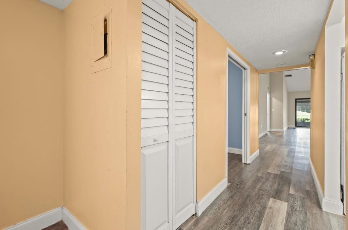 VILLAS AT BONAVENTURE IN - Residential