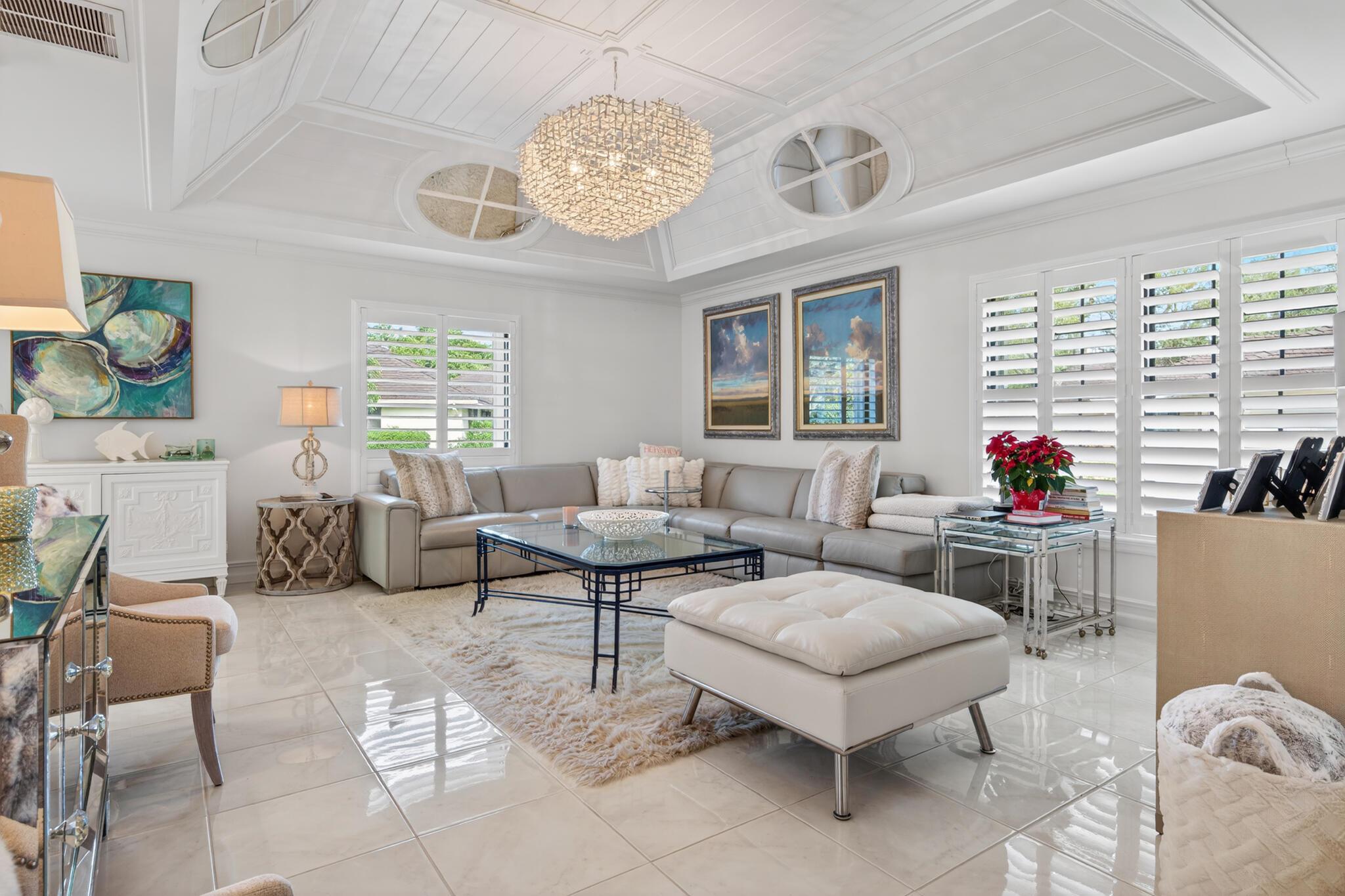 TWELVE OAKS CONDO - Residential Lease