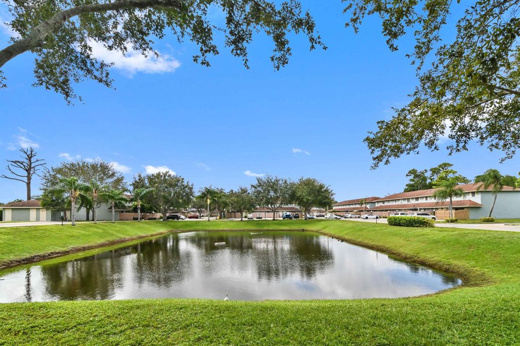 Photo of 1510 Cypress Way E, Palm Springs, FL 33406 (MLS # R10930494)