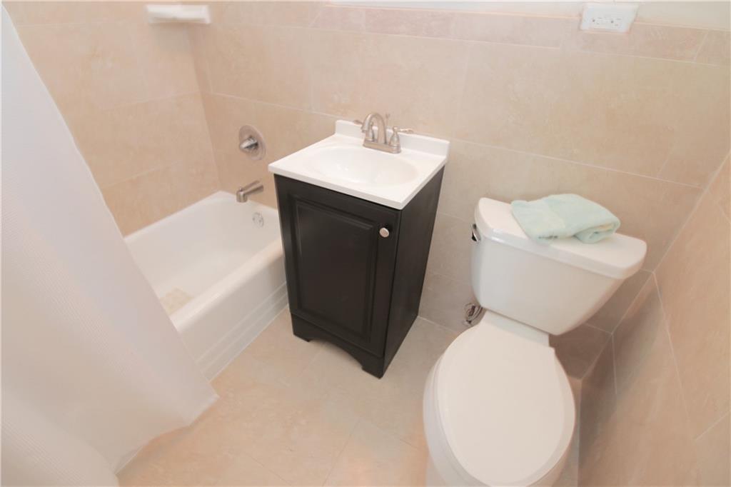 Lighthouse Bay Condo - Residential