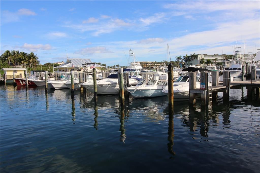 Lighthouse Bay Condo - Residential