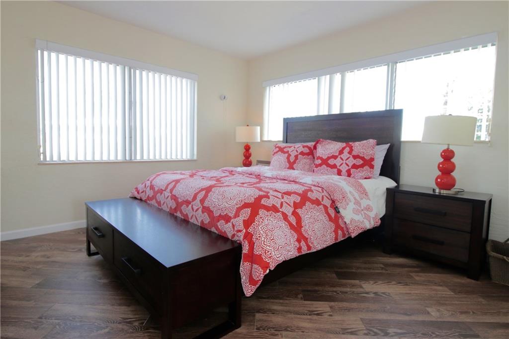 Lighthouse Bay Condo - Residential