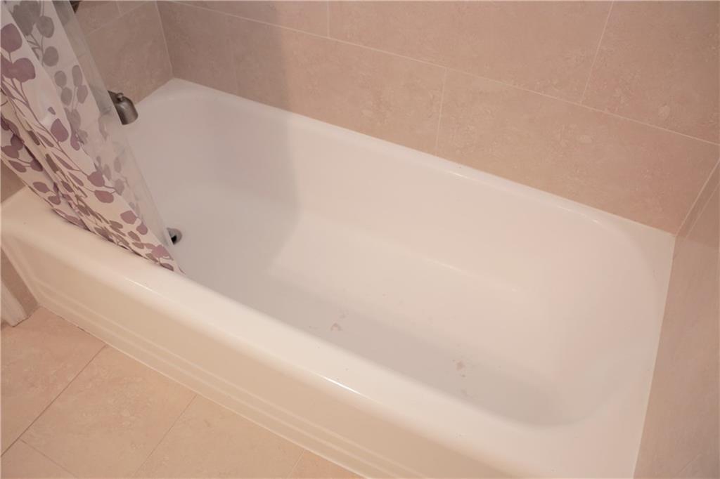 Lighthouse Bay Condo - Residential