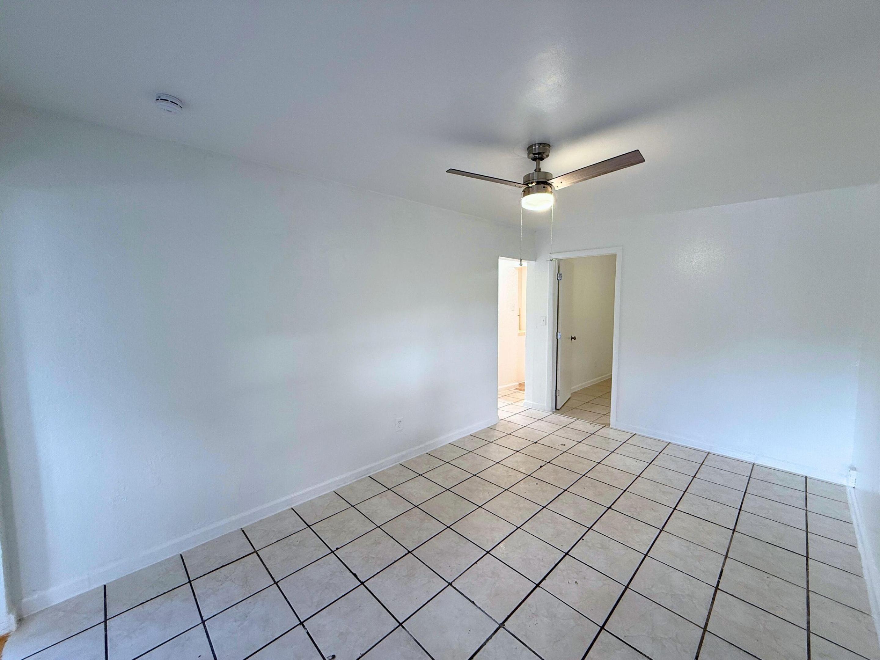 FIRST ADD TO TUSKEGEE PARK - Residential Lease