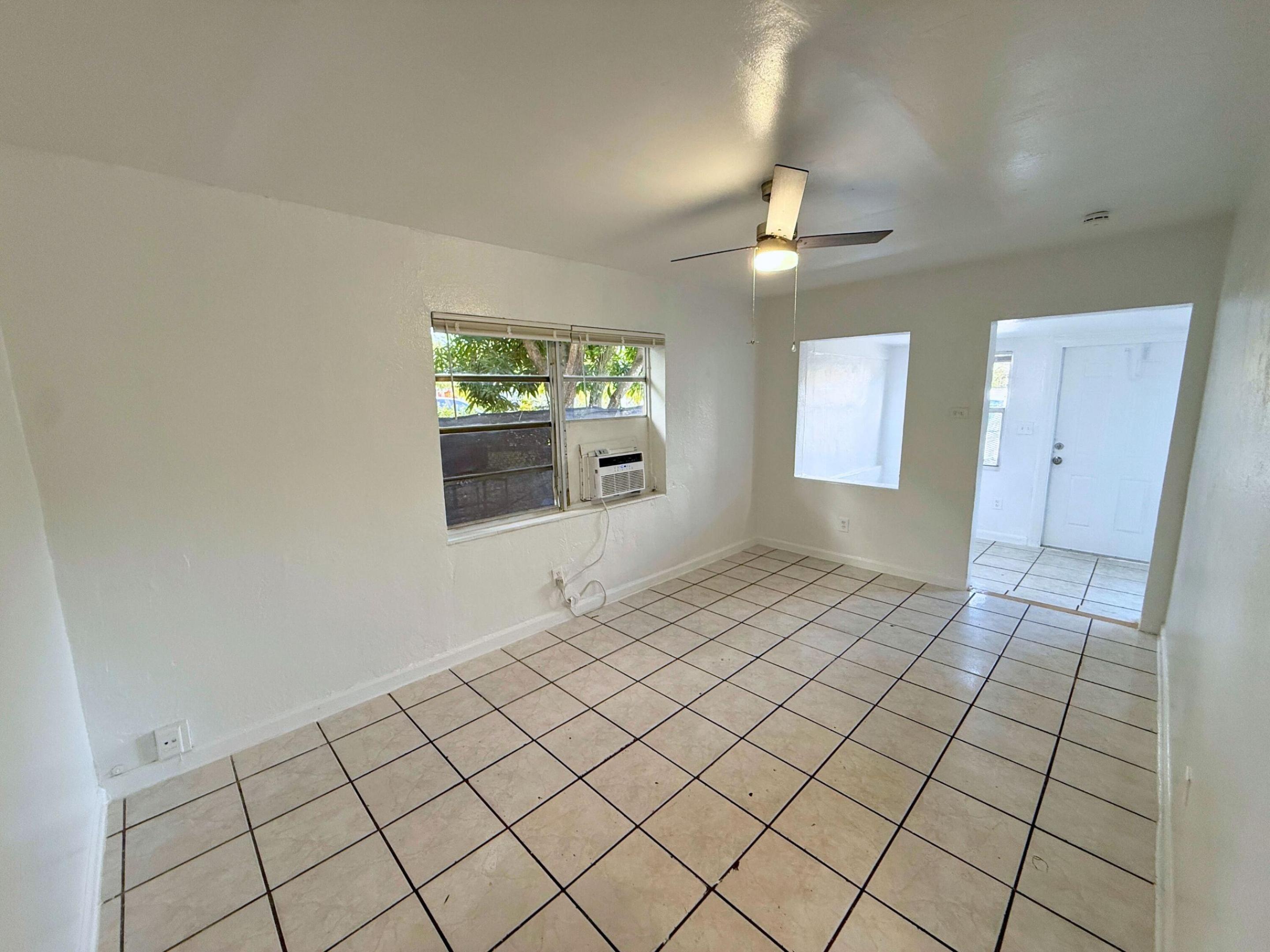 FIRST ADD TO TUSKEGEE PARK - Residential Lease