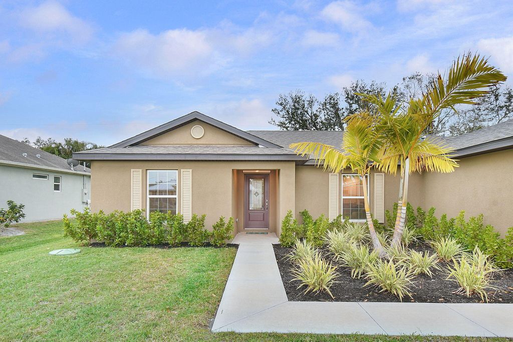 Photo of 2010 SW Beard Street, Port Saint Lucie, FL 34953 (MLS # R11053561)