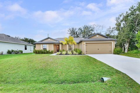 A home in Port St Lucie