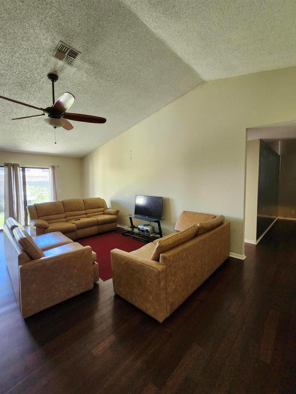 7771 Blackwood Lane