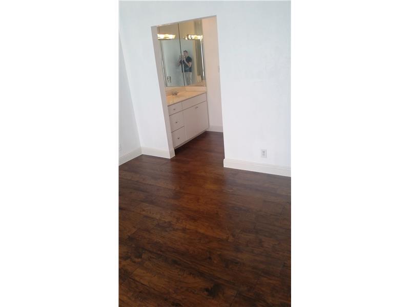 LIVE OAK CONDO NINE OF PI - Residential Lease