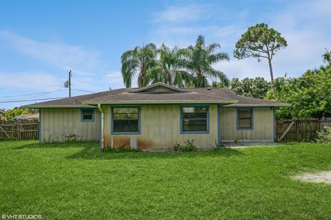 A home in Port St Lucie