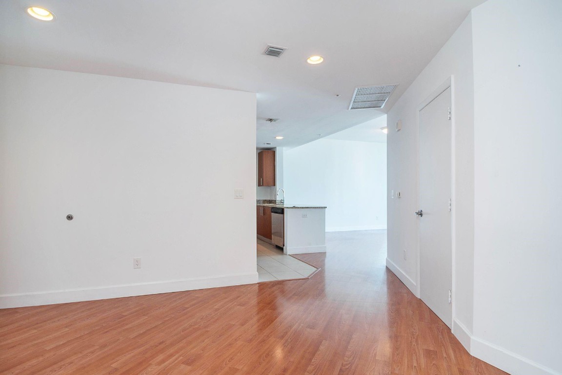 Ocean Marine Yacht Club - Residential