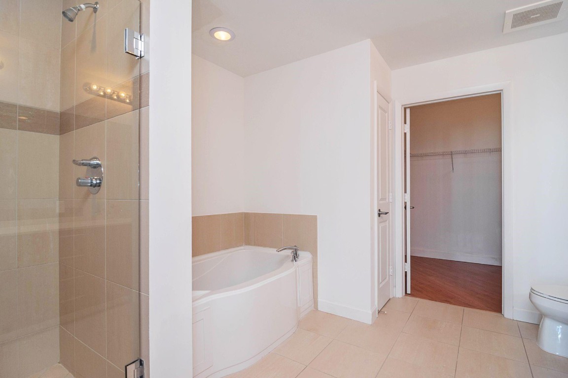 Ocean Marine Yacht Club - Residential