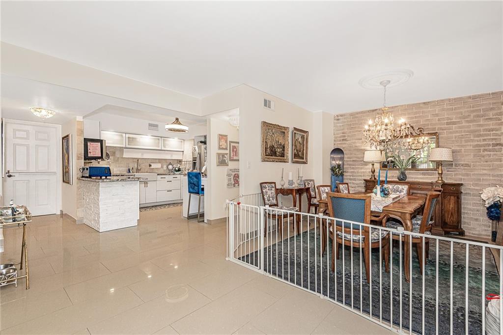 GRANDVIEW AT EMERALD HILL - Residential