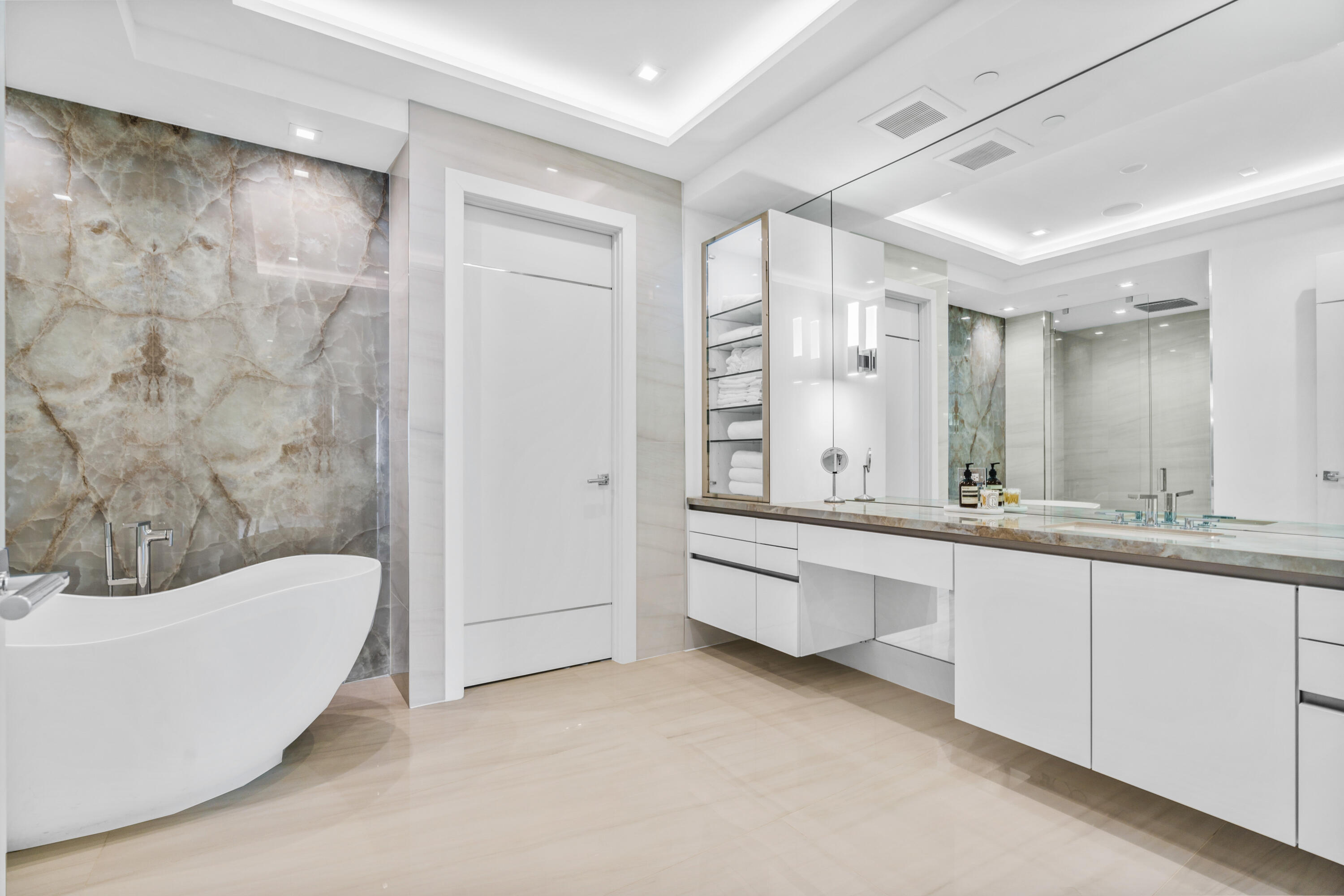 OCEAN DELRAY CONDO - Residential