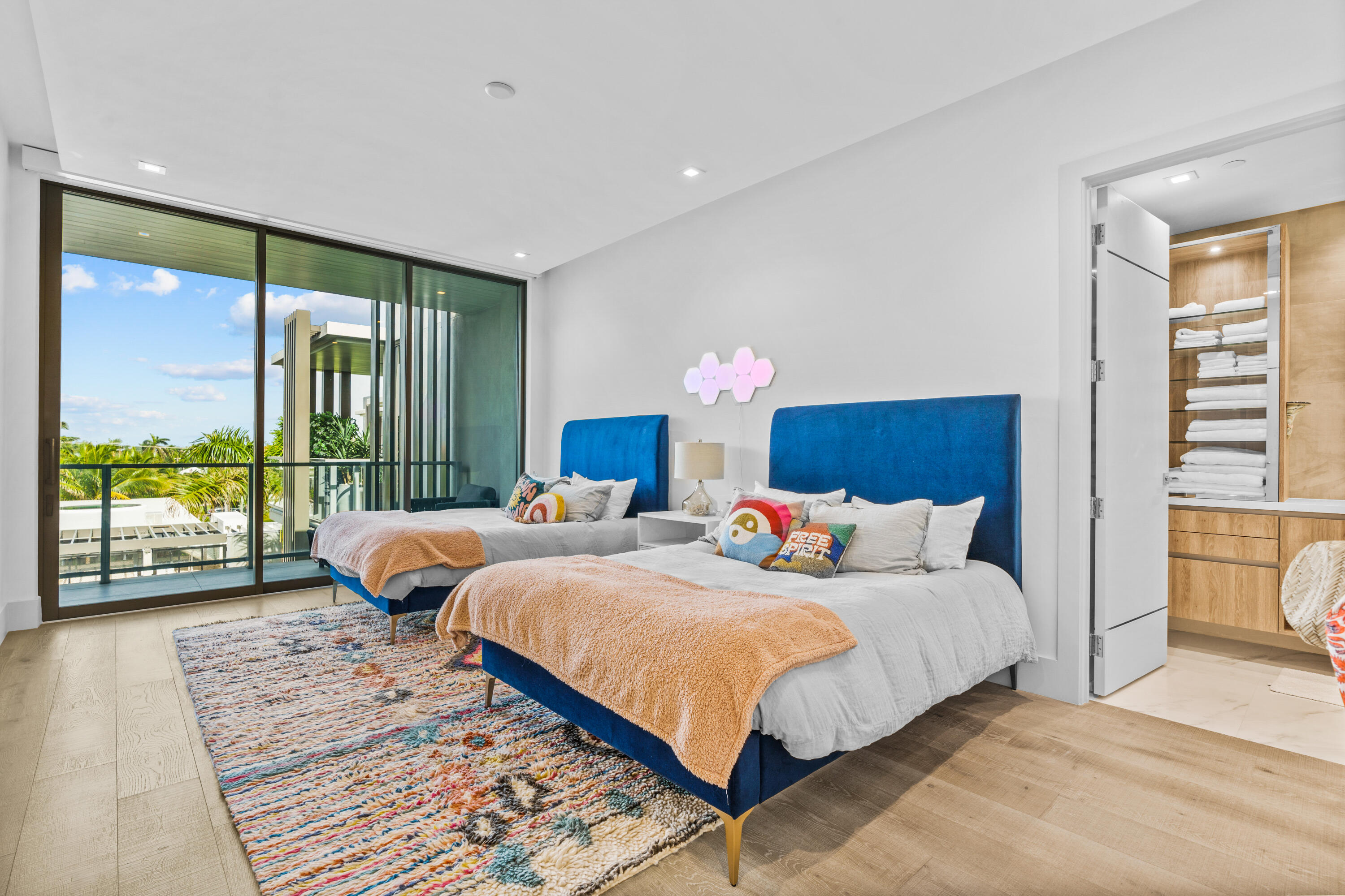 OCEAN DELRAY CONDO - Residential