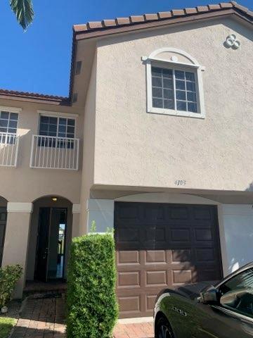 Beautiful 3bedroom/ 2 and half bathrooms with attached car garage townhouse located in the desirable gated community Arbor Parc/ Mediterranea. Community offers amenities such as pool, fitness room and clubhouse. This open and spacious townhome features new carpets and freshly painted!
